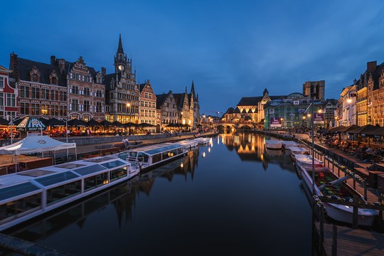 Magische avondlandschap van Gent